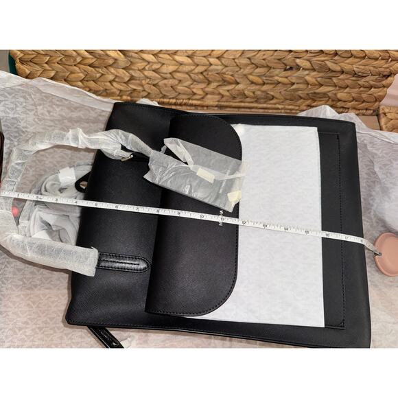 Michael Michael Kors Penny commuter backpack in black NWT! - Picture 14 of 14